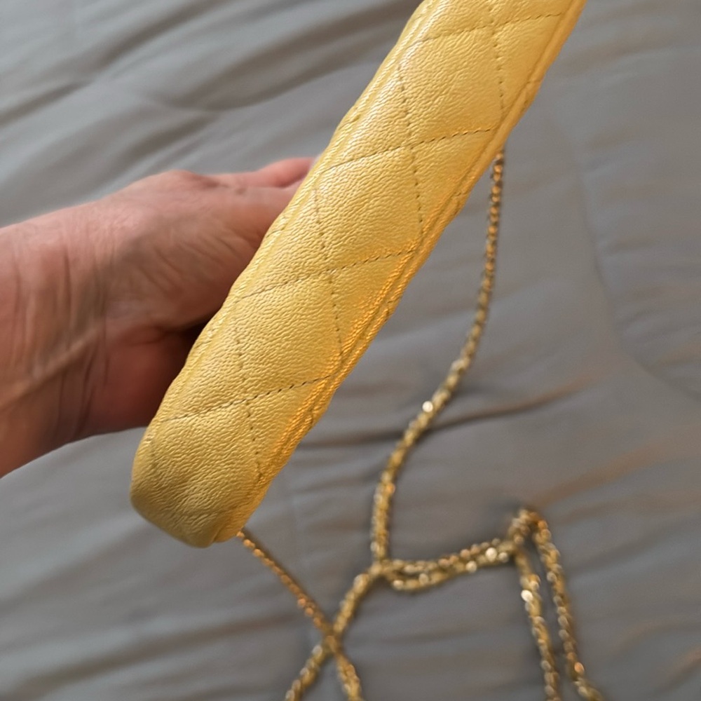 Chanel iridescent, yellow, Matelasse double zip wallet on a chain GHW RARE - Picture 6 of 12